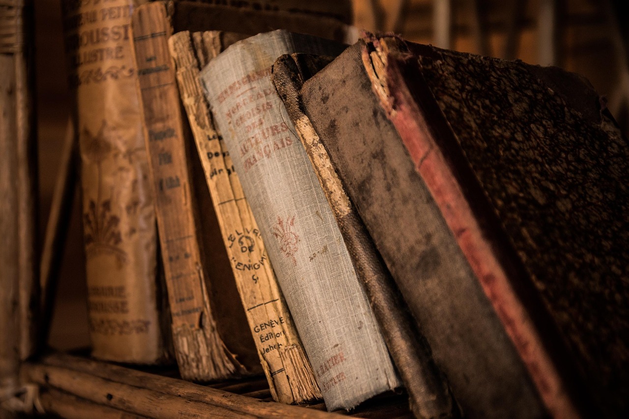 Caring for Antique Textiles at Home: Storage, Light, and Handling